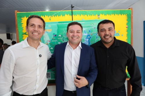 Nova diretoria da Adetur toma posse em Pontal do Paraná e promete impulsionar turismo regional