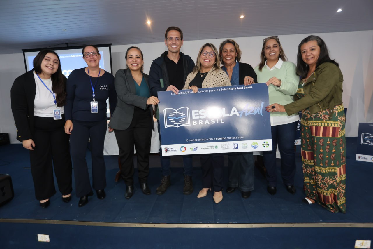 Pontal do Paraná é o 1º município do Brasil a certificar TODAS as escolas públicas com o Selo Escolas Azuis!