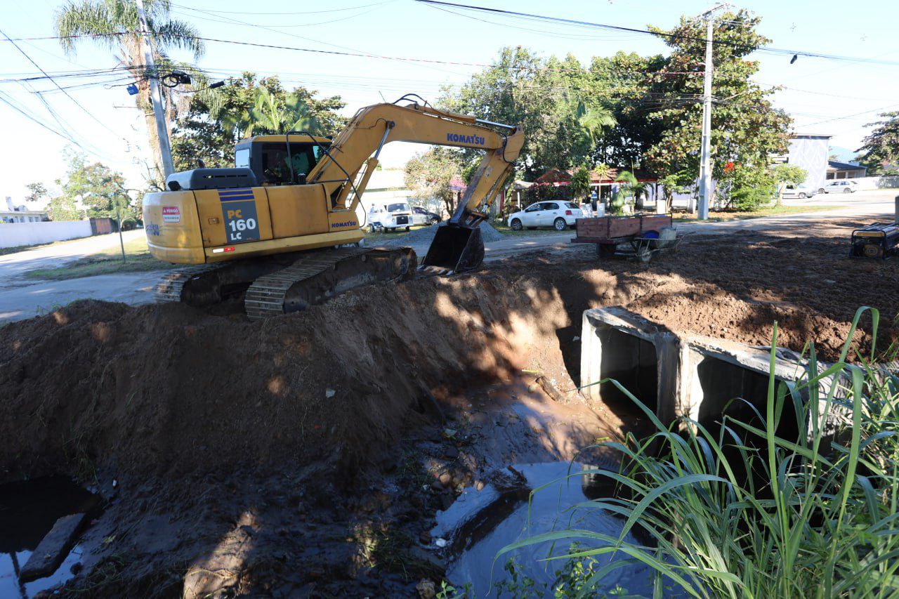 Pontal do Paraná Avança: Obras de Drenagem na Avenida Copacabana Trazerão Fim aos Alagamentos em Praia de Leste